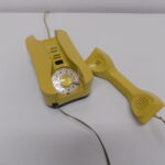 Telefono a disco S.I.P. Face Standard vintage colore giallo