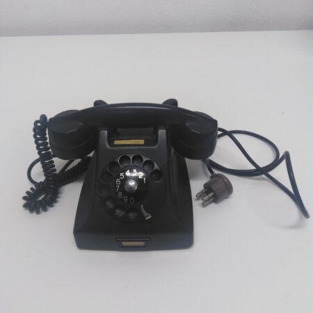 Telefono in bachelite nero. Anni ’50. Vintage.